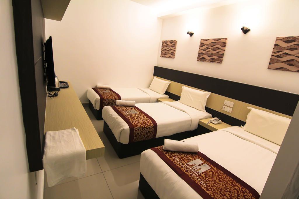 Hotel Uptown 3*